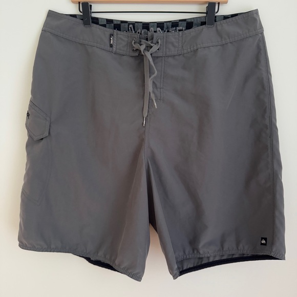 Quiksilver Other - Quiksilver Men’s Gray Board Shorts Size 38‎ Surf Swim Trunks